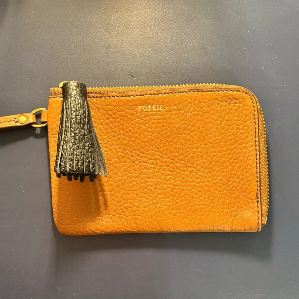 Wristlet - Picture 1 of 3